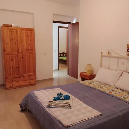 Ektora's House * Agios Georgios Pagon